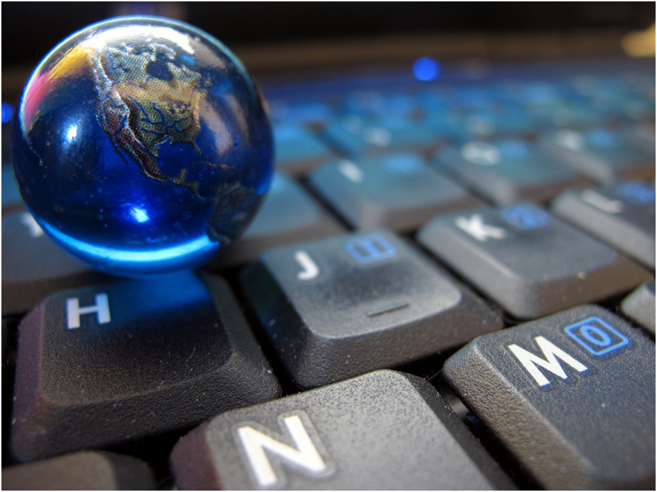 essere presenti online